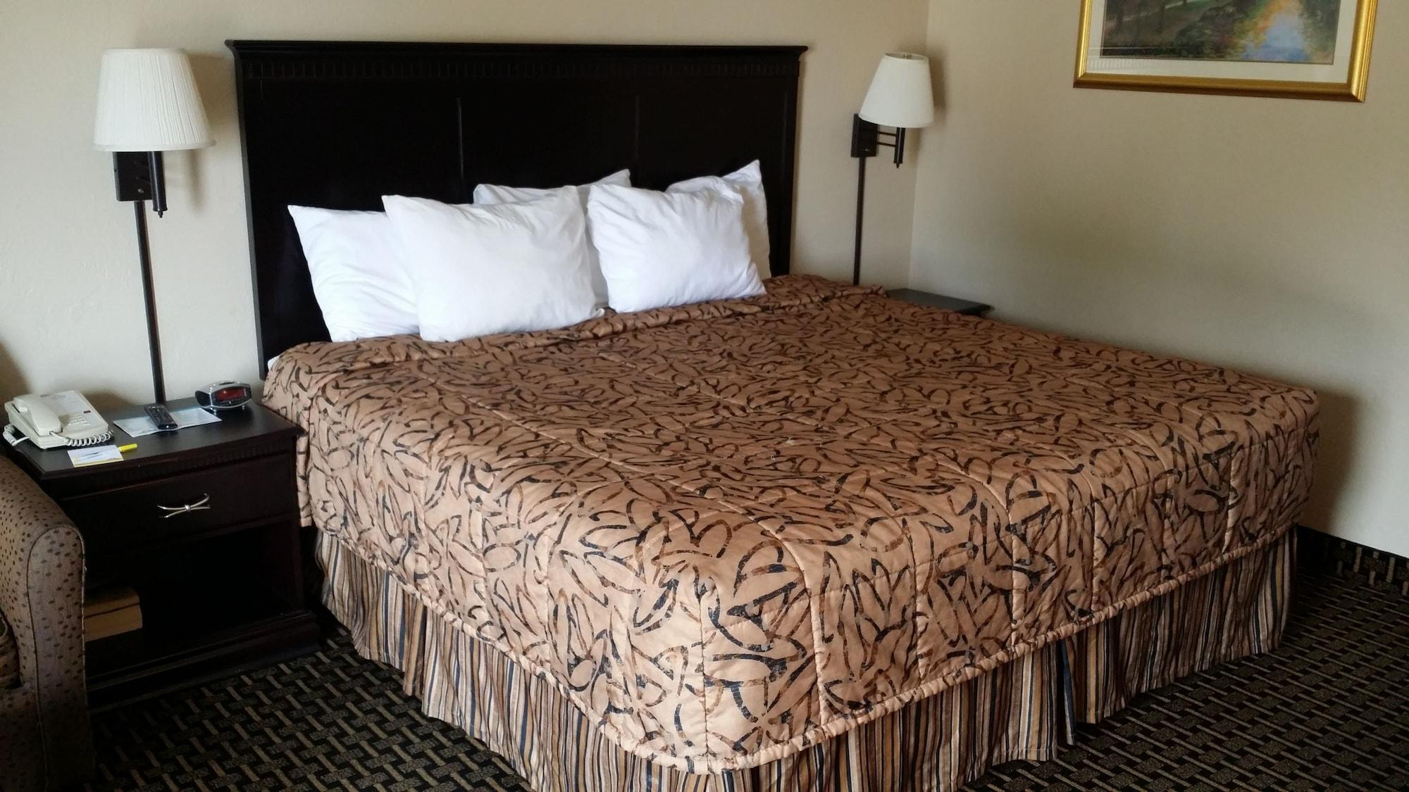 Days Inn By Wyndham Norman Extérieur photo